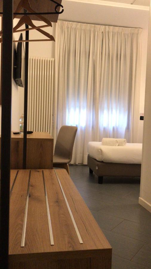 Hotel Doria - Business & Bike Ostiglia Екстер'єр фото