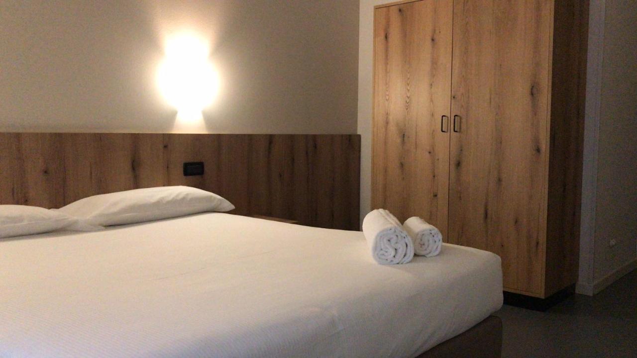 Hotel Doria - Business & Bike Ostiglia Екстер'єр фото